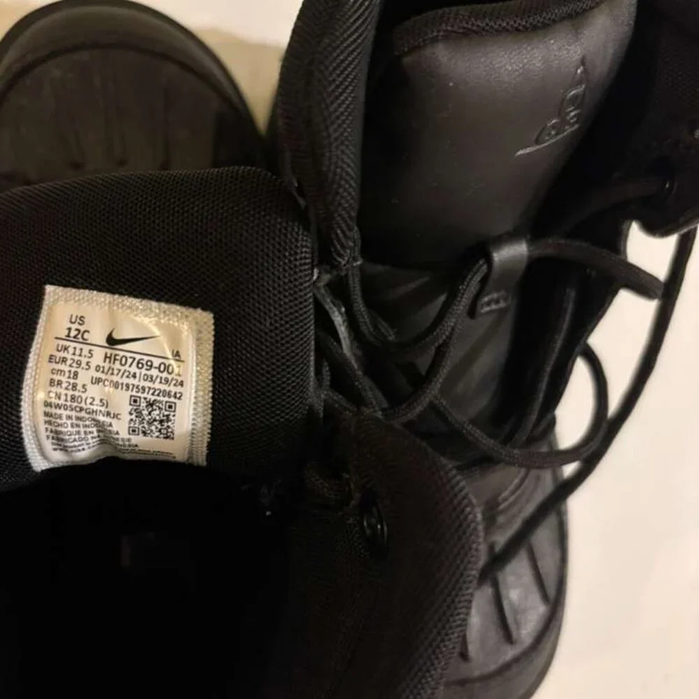 Unisex kids ACG Nike boots size 12C